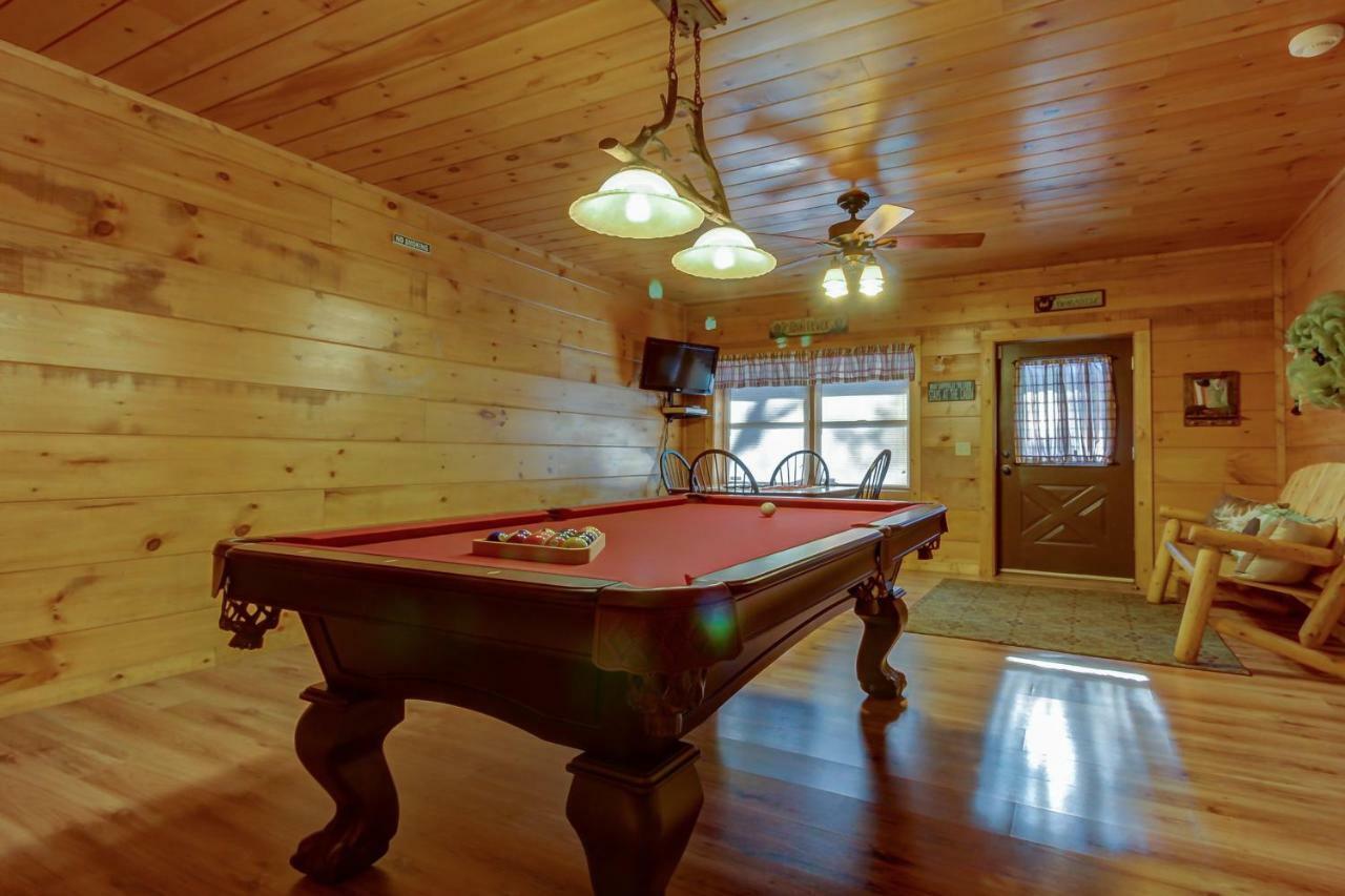Two Bears Cabin Wear Valley Bagian luar foto