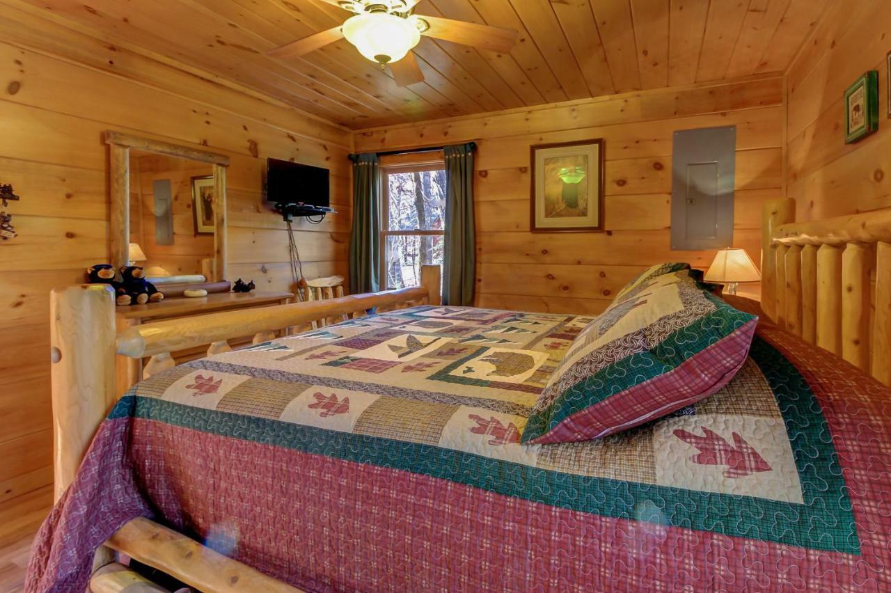 Two Bears Cabin Wear Valley Bagian luar foto