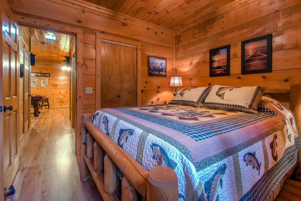 Two Bears Cabin Wear Valley Bagian luar foto