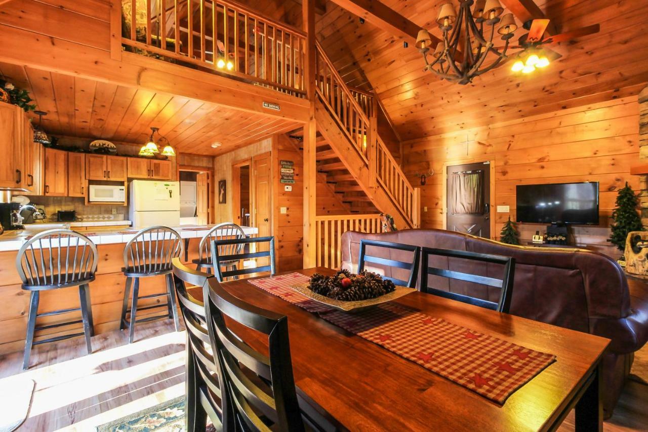 Two Bears Cabin Wear Valley Bagian luar foto